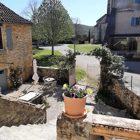 La P'tite Place Pensionat 3*