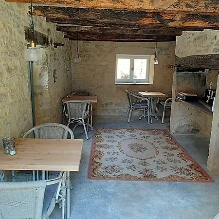La P'tite Place 3*